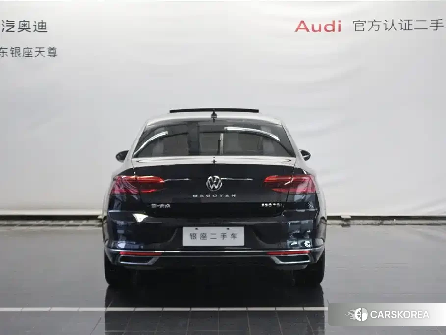 Volkswagen Magotan 2022 Черный из Китая, фото 3