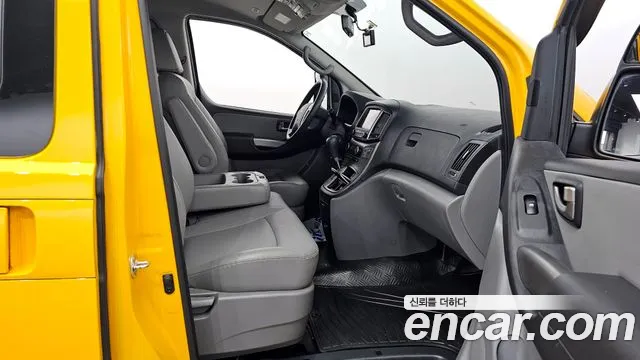 Hyundai The New Grand Starex id 2549375 из Кореи 12