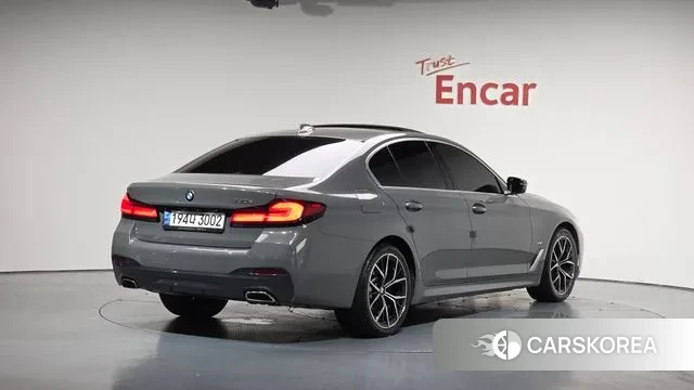 BMW 5 Series (G30) id 2994548 из Кореи 12