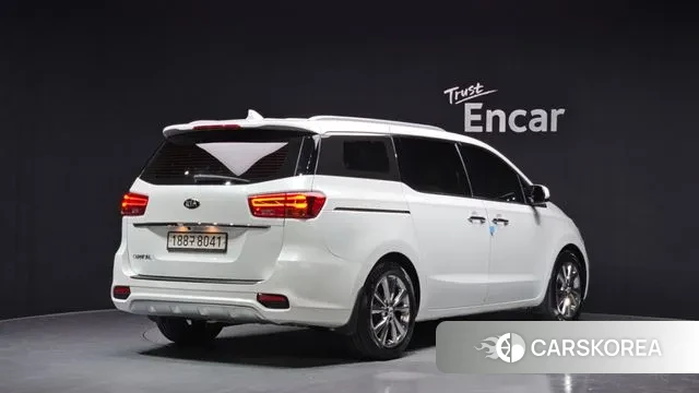 Kia The New Carnival id 3772801 из Кореи 12