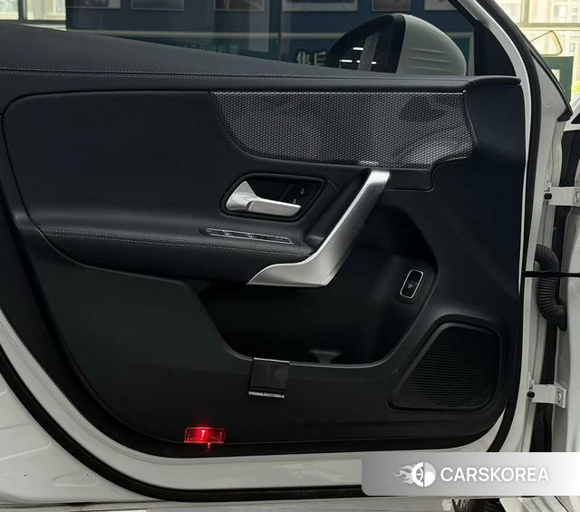 Mercedes-Benz Class A id 4272535 из Китая 9