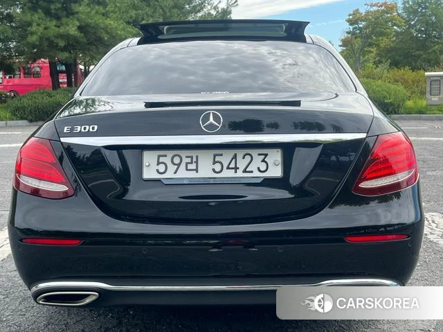 Mercedes-Benz E-Class W213 id 4873381 из Кореи 12