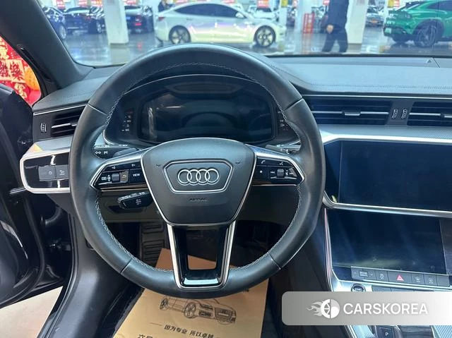 Audi A6L id 4258859 из Китая 9