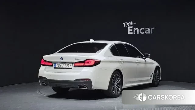 BMW 5 Series (G30) id 3452668 из Кореи 12