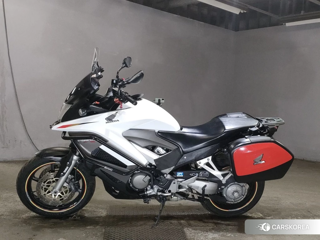 Проданный Honda VFR800X 2013 из Японии, фото 2
