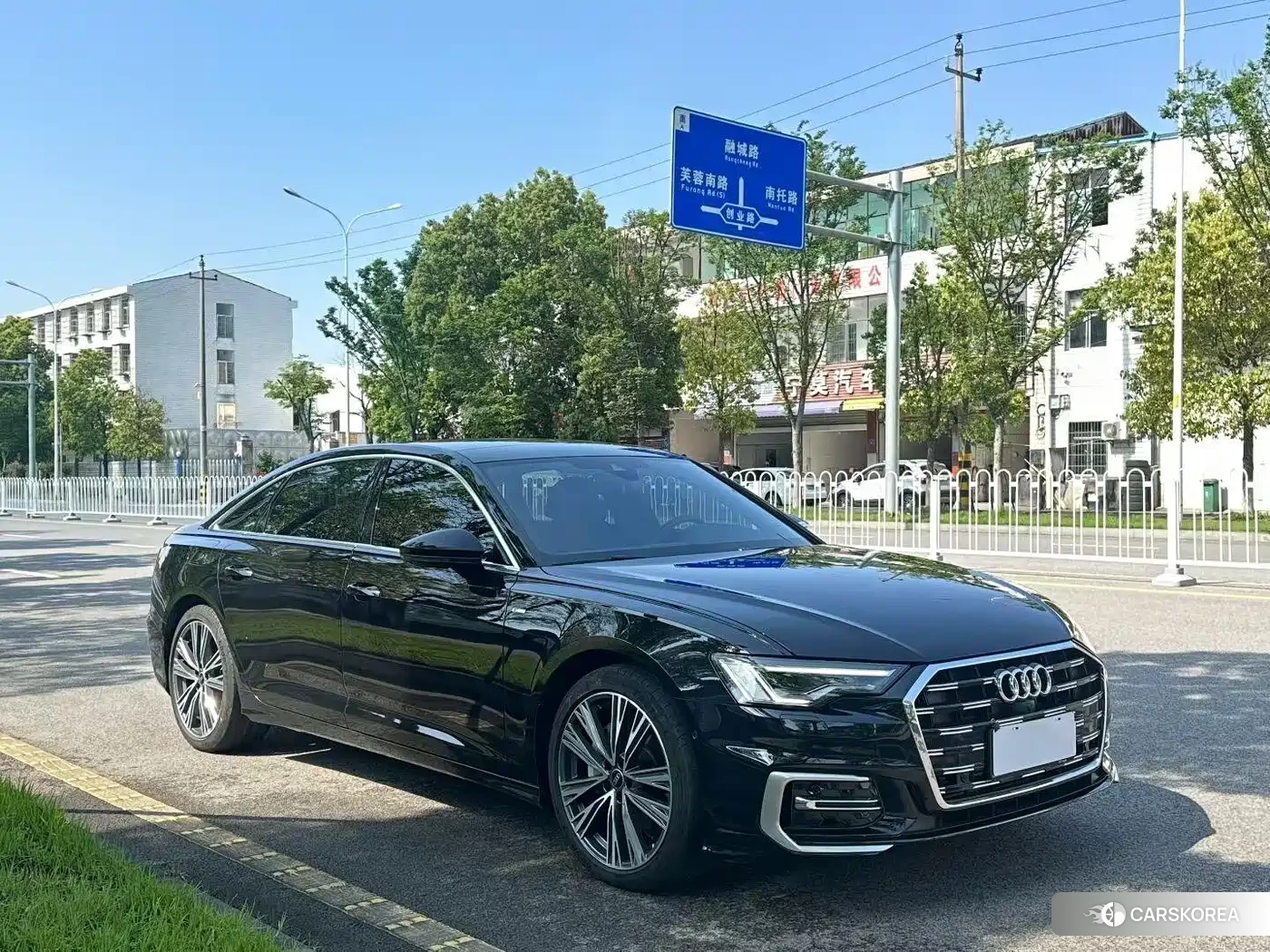 Audi A6L id 4681207 из Китая 8