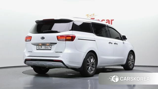 Kia All New Carnival id 4378228 из Кореи 12