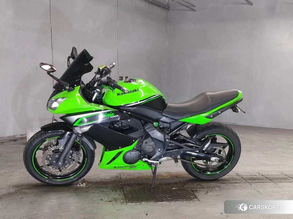 Проданный Kawasaki NINJA 400R 2013 из Японии, фото 2
