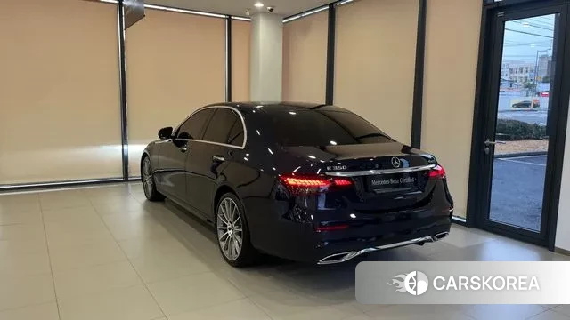 Mercedes-Benz E-Class W213 id 3488596 из Кореи 9