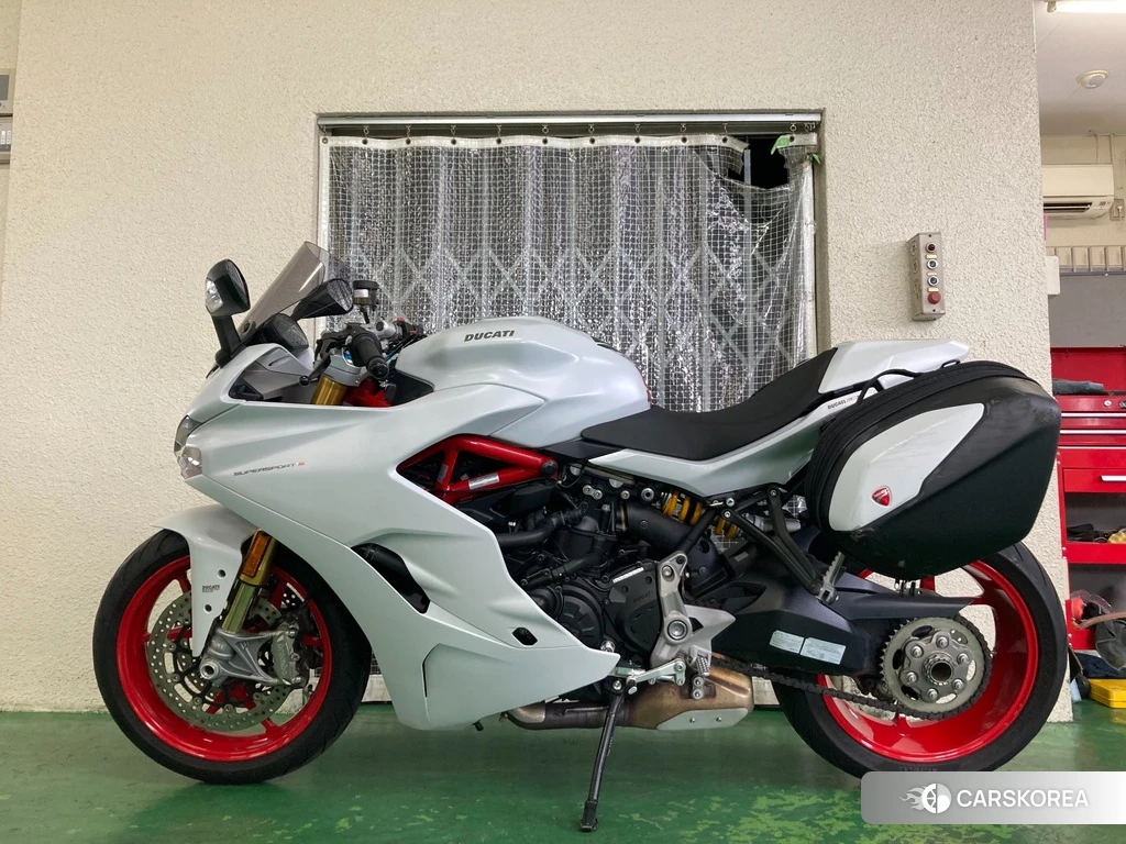 Проданный Ducati SUPERSPORT S 2018 из Японии, фото 2