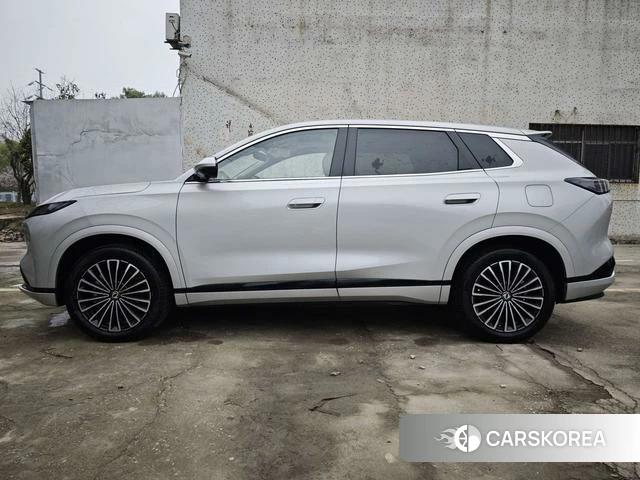 Dongfeng Fengshen L8 PHEV id 3920832 из Китая 12