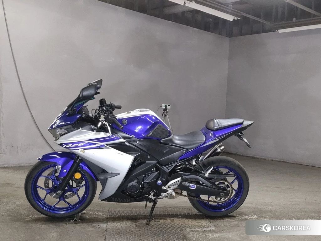 Проданный Yamaha YZF-R25 2016 из Японии