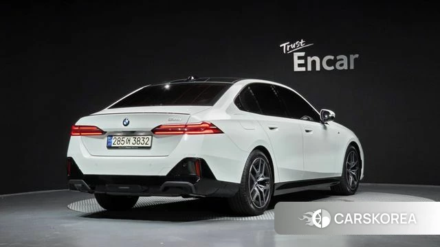 BMW 5 Series (G60) id 4590380 из Кореи 12