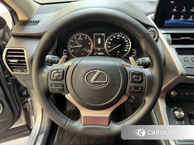 Lexus NX id 4299907 из Китая 12
