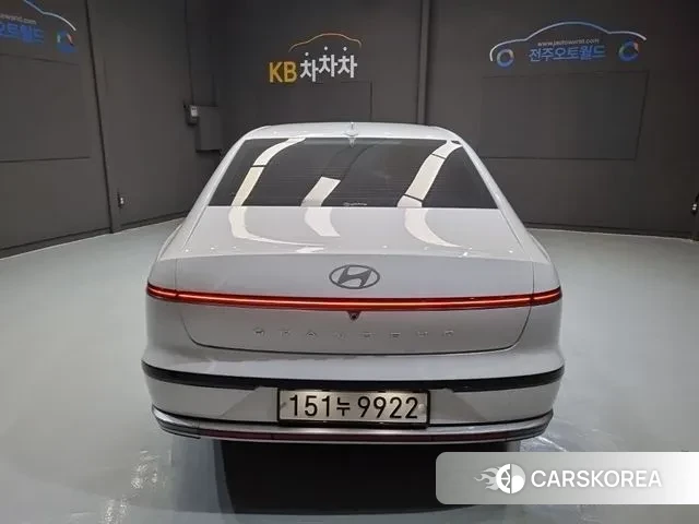 Hyundai Grandeur (GN7) id 3544804 из Кореи 12