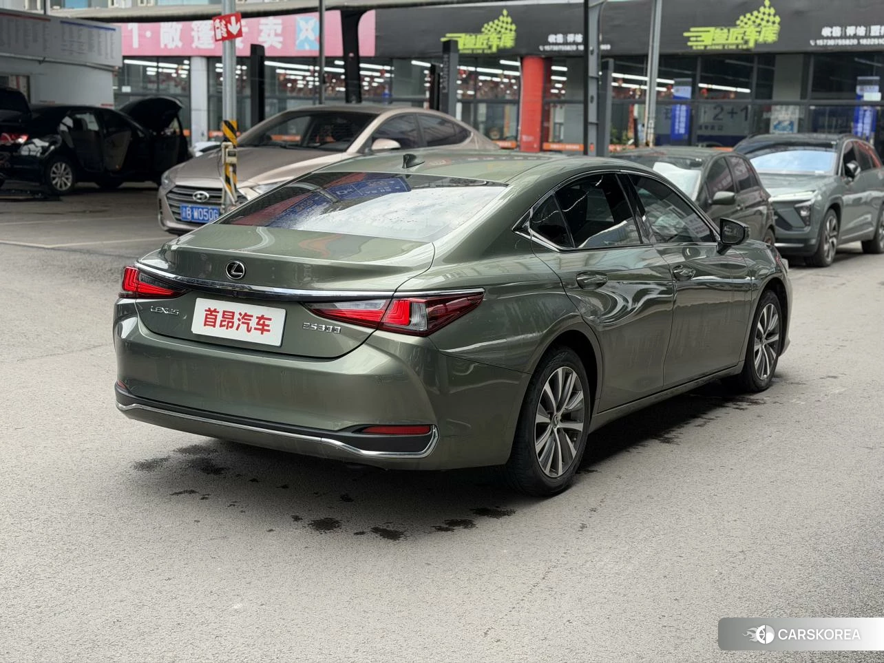 Lexus ES 2021 Зеленый из Китая, фото 2