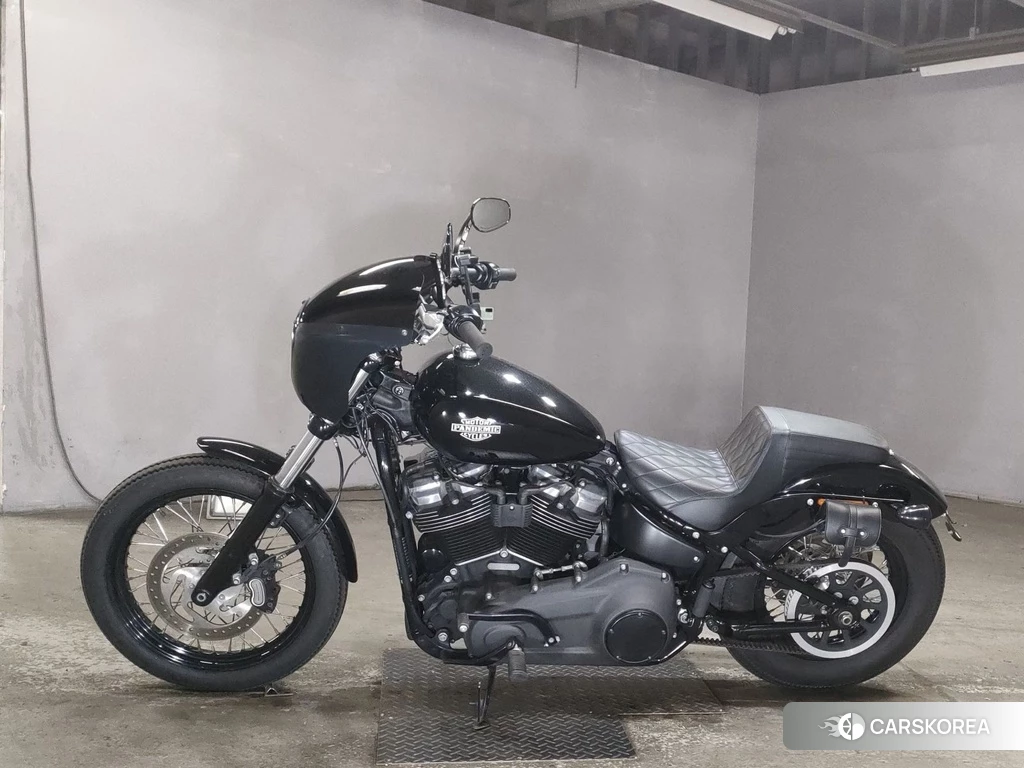 Проданный Harley-Davidson Softail Street Bob FXBB1750 2019 из Японии, фото 2