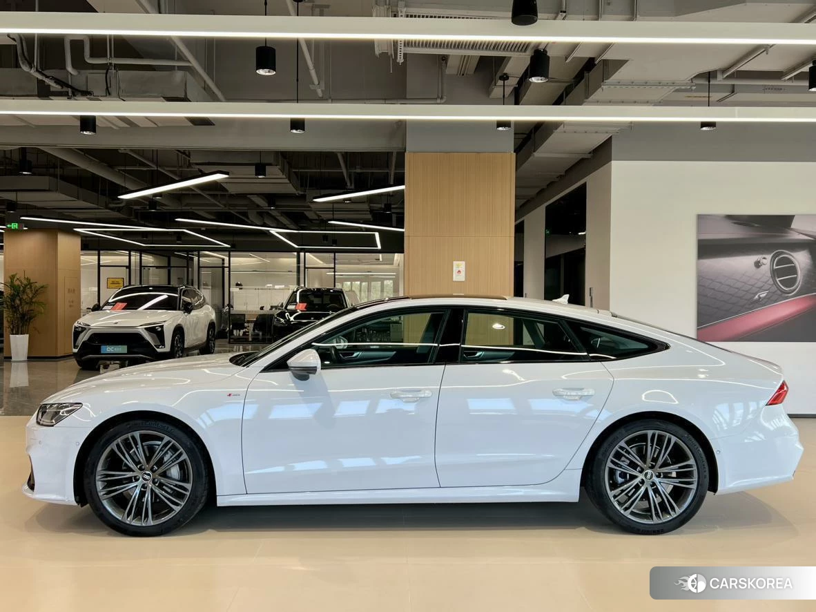 Audi A7 id 4512702 из Китая 8