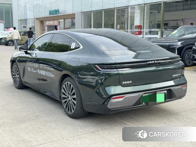 Geely Galaxy Galaxy Sparkle 8 PHEV 2025 Зеленый из Китая, фото 2
