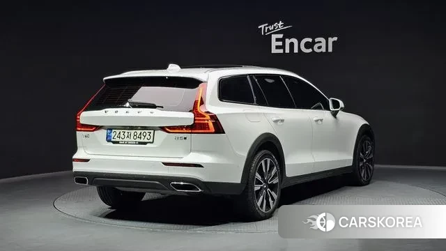 Volvo V60 Cross-Country 2nd Generation id 3524774 из Кореи 12