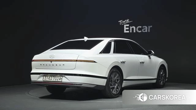 Hyundai Grandeur (GN7) id 4879739 из Кореи 12