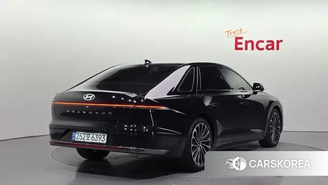 Hyundai Grandeur (GN7) id 3549728 из Кореи 12