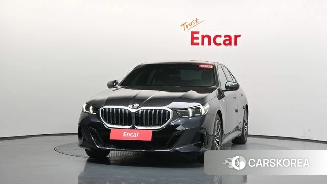 BMW 5 Series (G60) id 3858253 из Кореи 12