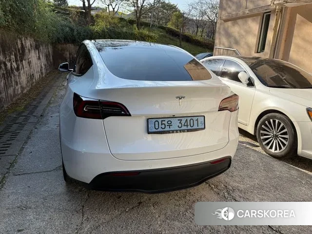 Tesla Model Y id 3619094 из Кореи 12