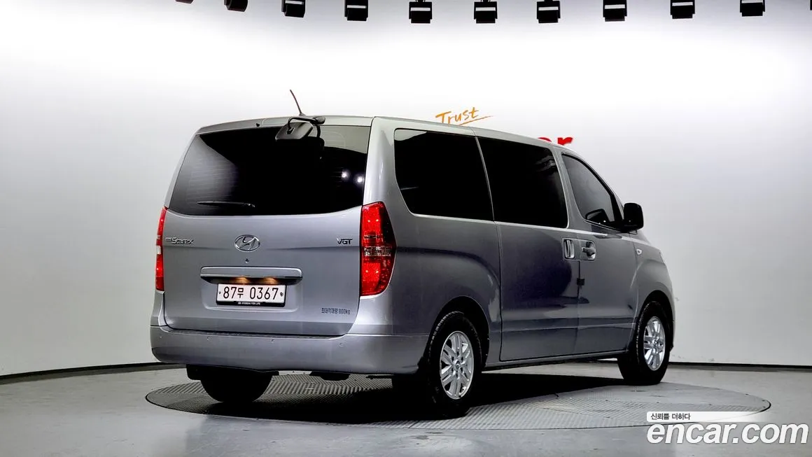 Hyundai The New Grand Starex id 1084368 из Кореи 12