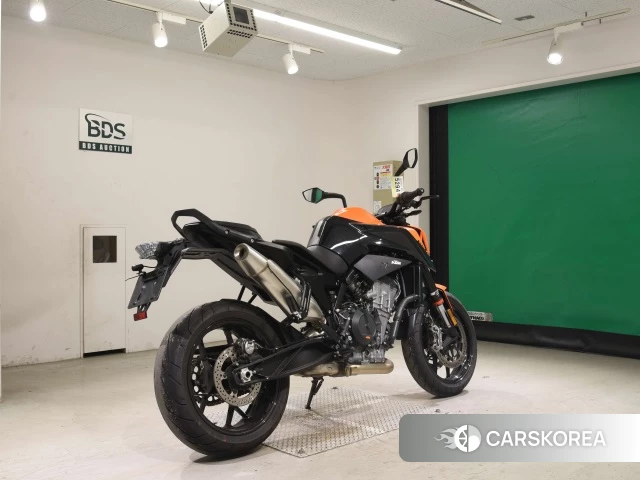 Проданный KTM 890 DUKE 2021 из Японии, фото 2