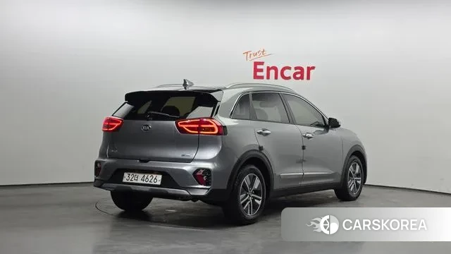 Kia The New Niro id 3692466 из Кореи 12
