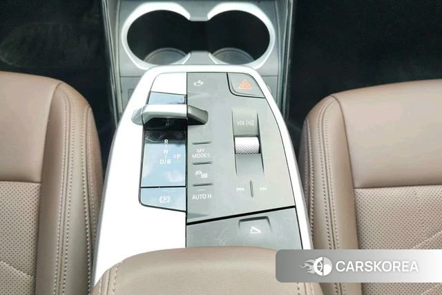 BMW iX1 2025 Белый из Китая, фото 6