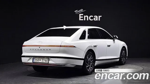 Hyundai Grandeur (GN7) id 2935000 из Кореи 12