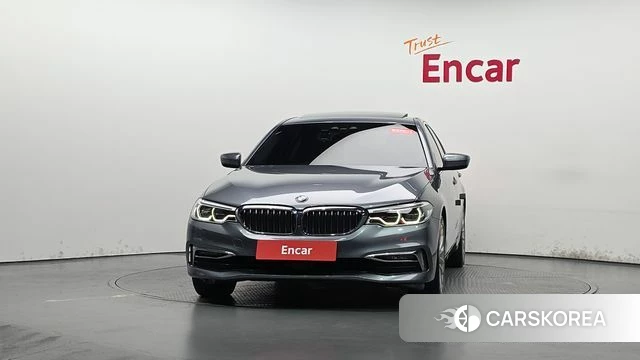 BMW 5 Series (G30) id 4345216 из Кореи 12