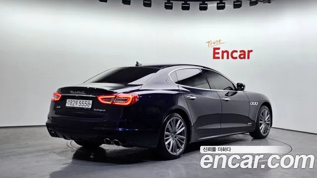 Maserati Quattroporte id 2274675 из Кореи 12