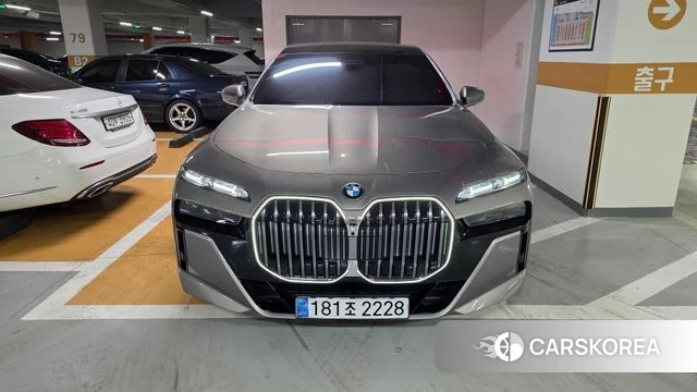 BMW 7 Series (G70) id 3825664 из Кореи 11
