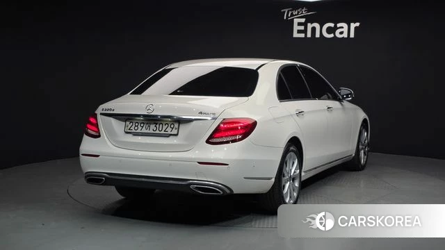 Mercedes-Benz E-Class W213 id 3936548 из Кореи 12