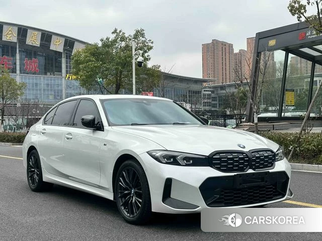 BMW 3 series 2023 Белый из Китая, фото 2
