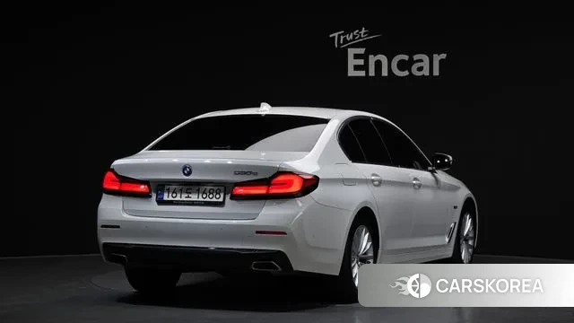 BMW 5 Series (G30) id 3645584 из Кореи 12