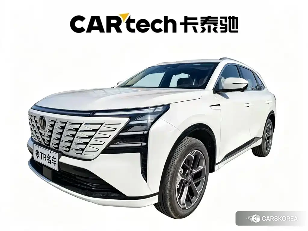 Chang'an CS75PLUS 2026 Белый из Китая, фото 2