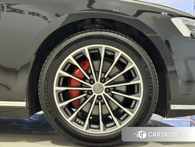 Audi A8 id 4213800 из Китая 8