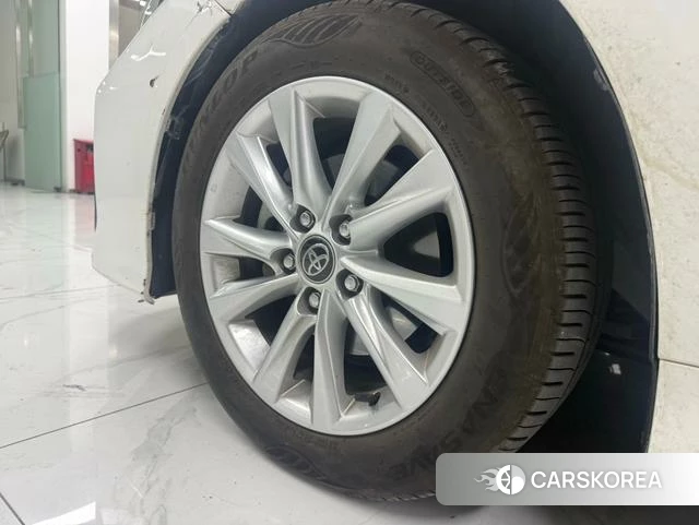 Toyota Corolla id 4263662 из Китая 11