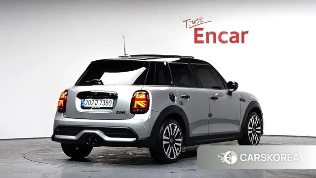 Mini Cooper S id 3725812 из Кореи 12