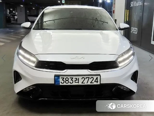 Kia The New K3 2nd generation 2022 Белый из Кореи, фото 2