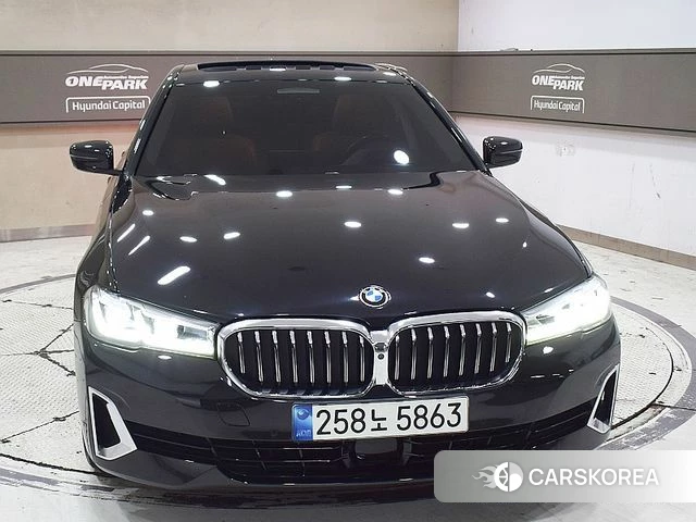 BMW 5 Series (G30) id 3872177 из Кореи 12