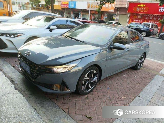 Hyundai Elantra 2022 Темно-серый из Китая, фото 2