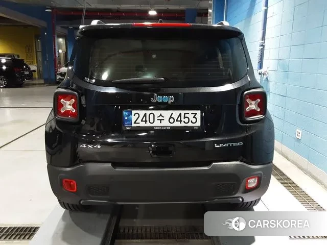 Jeep Renegade 2022 Черный из Кореи, фото 2