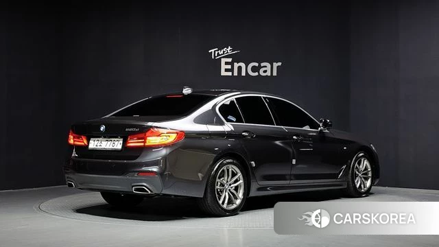 BMW 5 Series (G30) id 4377964 из Кореи 12