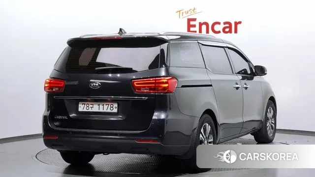 Kia The New Carnival id 3018881 из Кореи 12