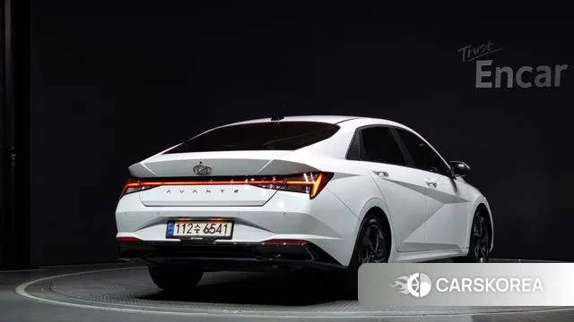 Hyundai Avante Hybrid (CN7) id 3044284 из Кореи 12